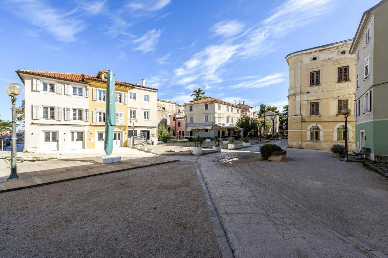 Urban Loft Old Town Πόρετς Εξωτερικό φωτογραφία